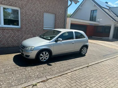 Gebraucht Opel Corsa 80 PS (58 kW) 2005 Silber Kleinwagen