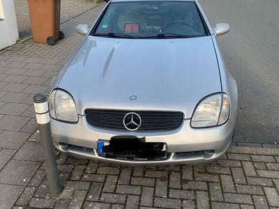 Gebraucht Mercedes SLK230 193 PS (141 kW) 1998 Silber Cabrio