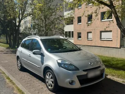 Usata Renault Clio II 102 CV (75 kW) 2011 Argento Utilitaria