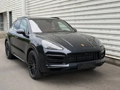 Gebraucht Porsche Cayenne GTS Chrono 460 PS (338 kW) 2022 Blau SUV