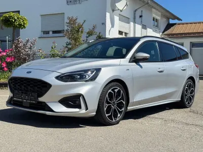 Gebraucht Ford Focus ST-Line 182 PS (133 kW) 2019 Silber Kombi
