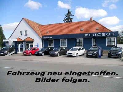 Gebraucht Peugeot Boxer 179 PS (131 kW) 2025 Kaolinweiß Van