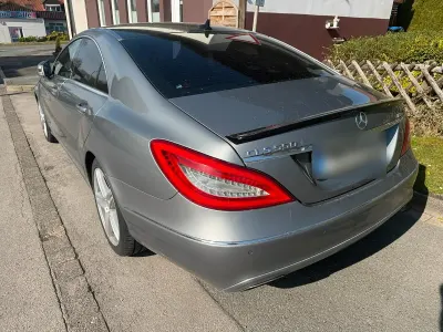 Gebraucht Mercedes 320 2011 Grau Limousine
