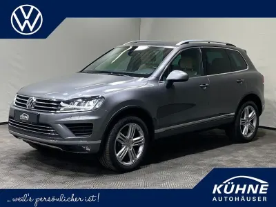 Gebraucht VW Touareg Exclusive 262 PS (192 kW) 2017 Canyon grey metallic SUV