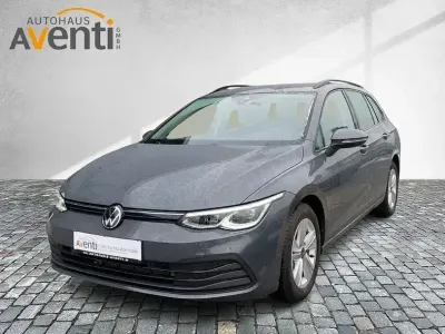 Gebraucht VW Golf VIII Life 131 PS (96 kW) 2023 Grau Kombi