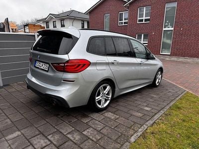 Gebraucht BMW 220 Gran Tourer M Sport 192 PS (141 kW) 2018 Grau Van / Kleinbus