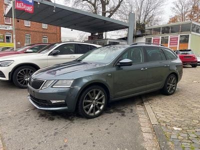 Gebraucht Skoda Octavia Clever 179 PS (131 kW) 2018 Grau Kombi
