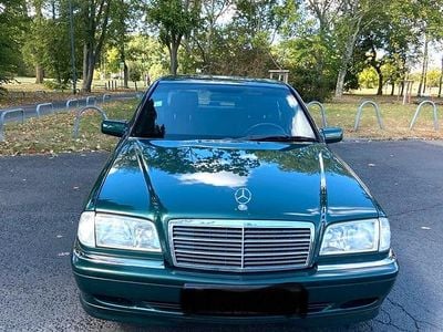 Mercedes C240
