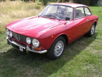 Gebraucht Alfa Romeo 2000 Veloce 126 PS (92 kW) 1975 Rot Coupé
