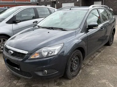 Occasion Ford Focus Style 125 ch (91 kW) 2010 Gris Berline