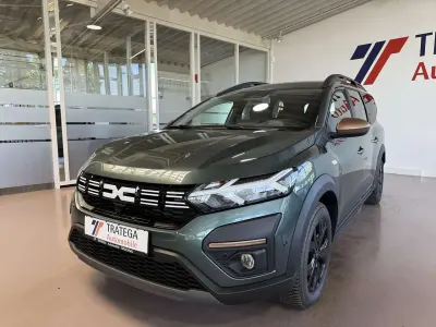 Gebraucht Dacia Jogger Extreme 141 PS (103 kW) 2025 Grün Van / Kleinbus