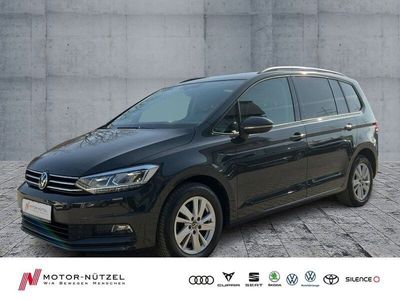 Gebraucht VW Touran Comfortline 150 PS (110 kW) 2021 Grau Van / Kleinbus