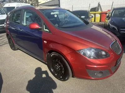 Gebraucht Seat Altea XL 125 PS (91 kW) 2010 Rot Van / Kleinbus