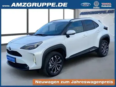 Gebraucht Toyota Yaris Cross 92 PS (67 kW) 2024 Andere farbe SUV