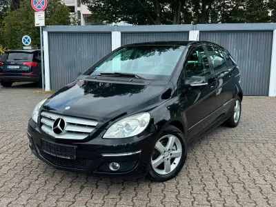 Gebraucht Mercedes B200 136 PS (100 kW) 2009 Schwarz Van / Kleinbus