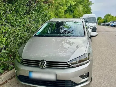 Gebraucht VW Golf Sportsvan 125 PS (91 kW) 2014 Silber Van / Kleinbus