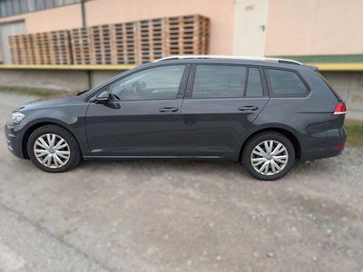 Second-hand VW Golf VII 150 CP (110 kW) 2019 Gri Break