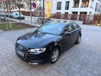Gebraucht Audi A3 Sport 122 PS (89 kW) 2013 Schwarz Limousine