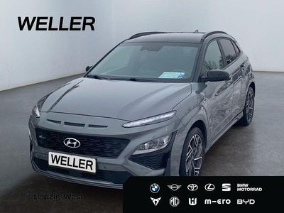 Gebraucht Hyundai Kona N Line 120 PS (88 kW) 2022 Galaxy gray / phantom black (grau) SUV