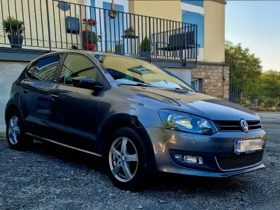 Usata VW Polo Style 69 CV (50 kW) 2011 Grigio Utilitaria