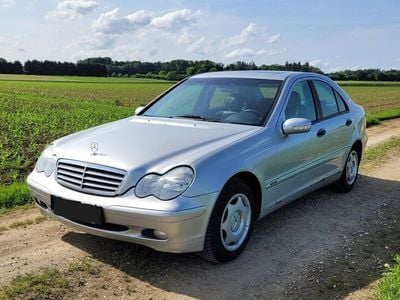 Mercedes C200