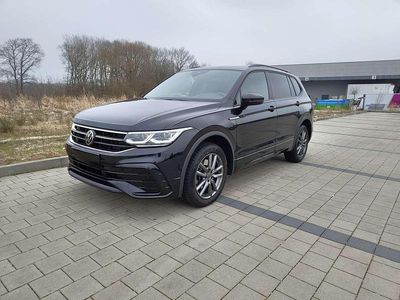Schwarz Gebraucht 2023 VW Tiguan R-line SUV | 40.590 € (Fairer Preis)