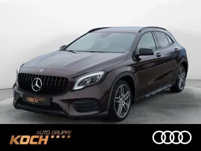 Gebraucht Mercedes GLA250 AMG line 211 PS (155 kW) 2018 Orientbraun  metalliclack SUV