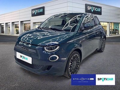 Gebraucht Fiat 500e La Prima 86 kW (118 PS) 2023 Grün Kleinwagen