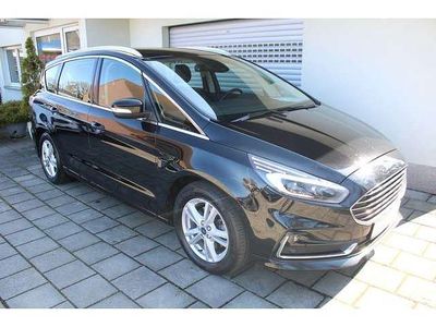Usata Ford S-MAX Titanium 150 CV (110 kW) 2022 Nero Monovolume