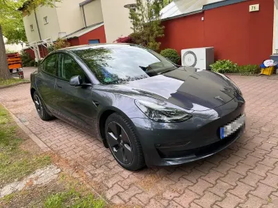 Occasion Tesla Model 3 366 kW (498 PK) 2023 Grijs Sedan