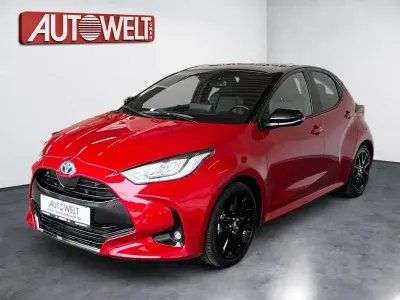 Gebraucht Toyota Yaris Style 116 PS (85 kW) 2022 Rot Kleinwagen