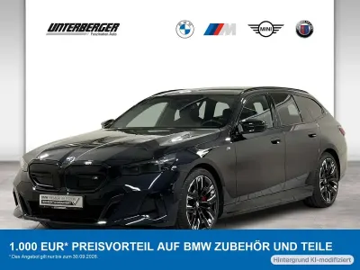 Gebraucht BMW i5 Performance 442 kW (601 PS) 2025 M carbonschwarz Kombi