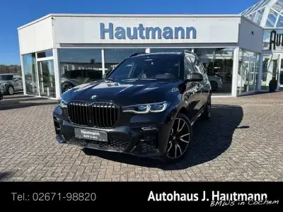 Gebraucht BMW X7 M Sport 340 PS (250 kW) 2022 Schwarz SUV