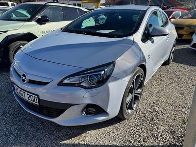 Second-hand Opel Astra GTC 200 CP (147 kW) 2015 Alb Coupe