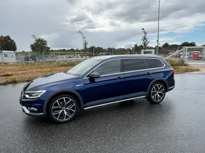 Gebraucht VW Passat Alltrack 190 PS (139 kW) 2019 Blau Kombi