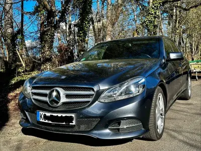 Gebraucht Mercedes E220 Avantgarde 170 PS (125 kW) 2013 Grau Limousine