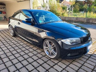 Gebraucht BMW 120 Coupé Sport Line 177 PS (130 kW) 2012 Schwarz Coupé