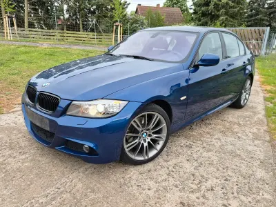 Gebraucht BMW 320 M Sport 184 PS (135 kW) 2011 Blau Limousine