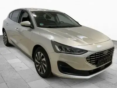 Gebraucht Ford Focus Titanium X 116 PS (85 kW) 2023 Silber (metallic) Limousine