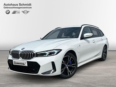 BMW 330e