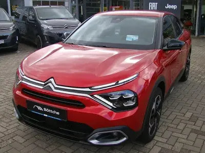 Gebraucht Citroën C4 PureTech 131 PS (96 kW) 2023 Lackierung elixierrot/typ ver Limousine