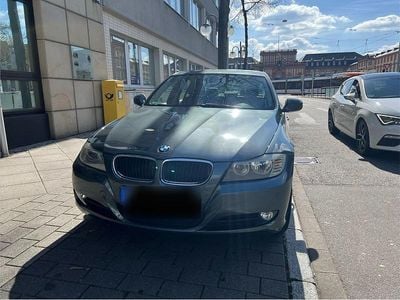 Gebraucht BMW 320 184 PS (135 kW) 2010 Limousine