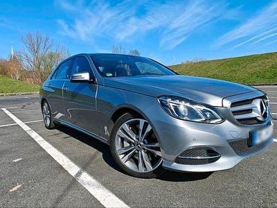 Usata Mercedes E500 Avantgarde 408 CV (300 kW) 2013 Argento Berlina