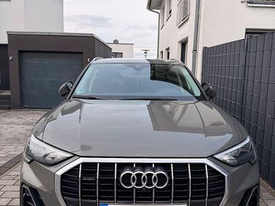 Gebraucht Audi Q3 S-Line 150 PS (110 kW) 2022 Grau SUV