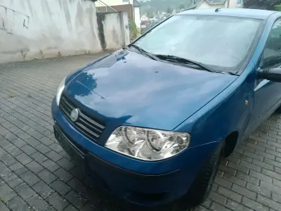 Gebraucht Fiat Punto 60 PS (44 kW) 2005 Blau Kleinwagen