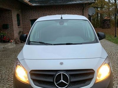 Mercedes Citan 111