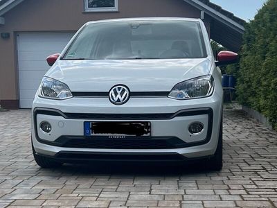 gebraucht VW up! 1.0l TSI 90PS Sondermodell beats