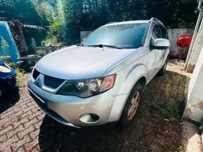 Gebraucht Mitsubishi Outlander 170 PS (125 kW) 2010 Silber SUV