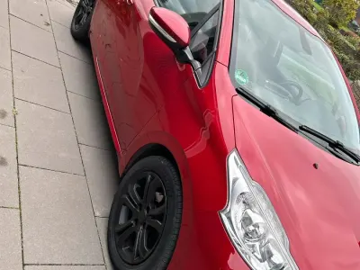 Gebraucht Peugeot 208 120 PS (88 kW) 2014 Rot Kleinwagen