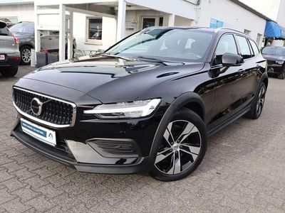 Black solid stone Gebraucht 2023 Volvo V60 CC Plus Kombi | 34.485 € (Guter Preis)